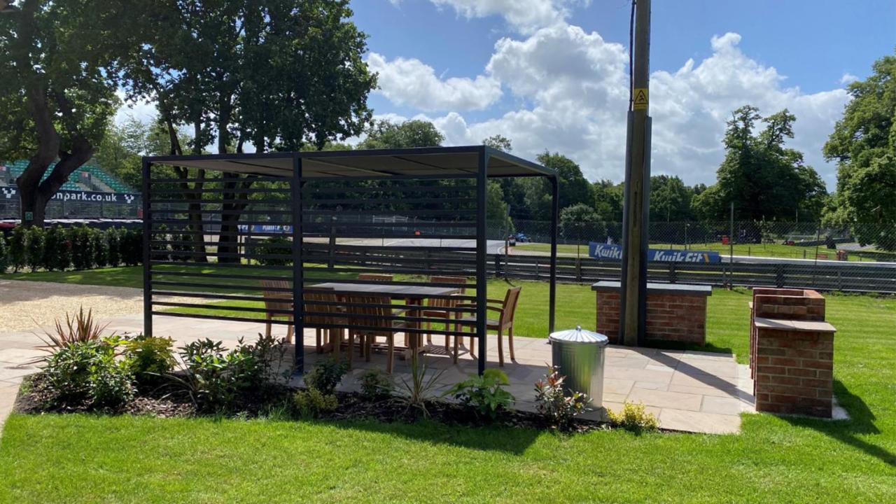 Oulton Park Lodge Little Budworth Eksteriør billede